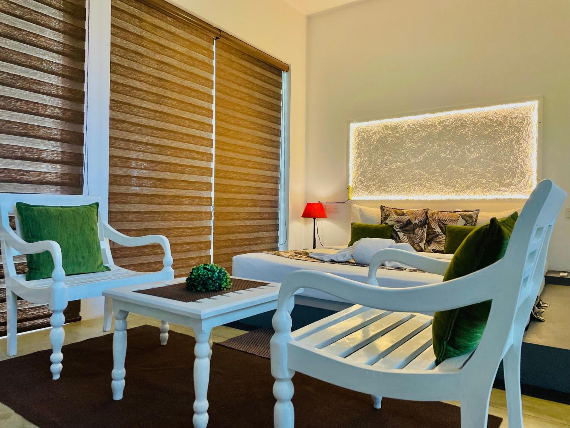 8 Plus Motels เนกอมโบ ภายนอก รูปภาพ